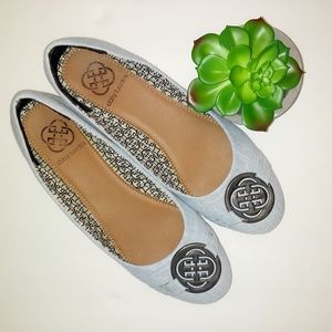 Daisy Fuentes Flats